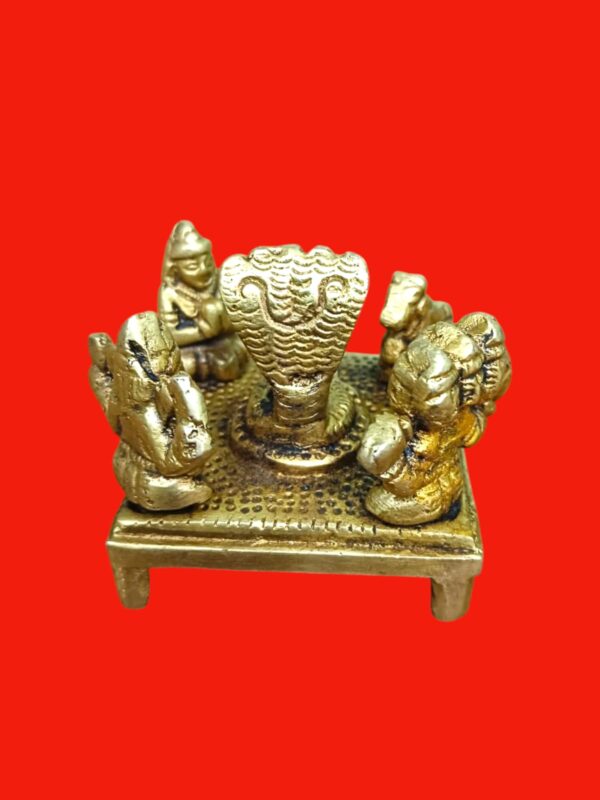 Shiv Pariwaar ( Pure Brass ) - Image 3