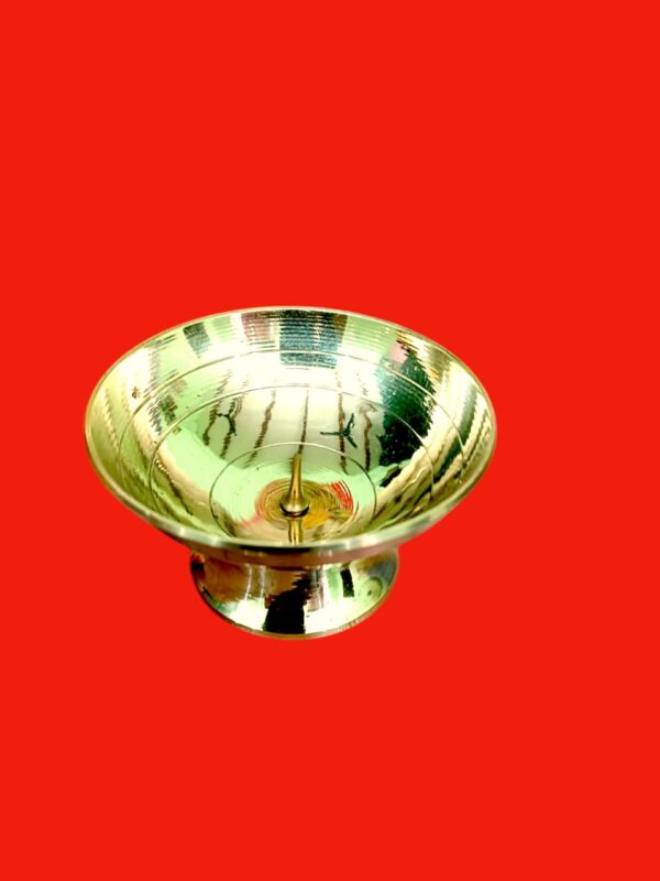 Dhoopbatti Stand pure peetal